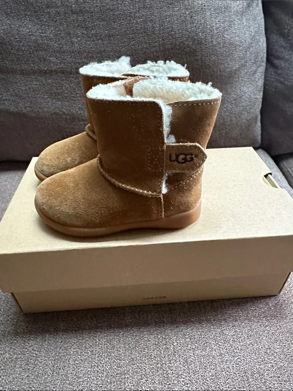 UGG Kids Suede Shearling-Lined Boot in Chestnut Brown